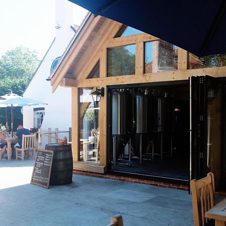 Monkey Brewhouse Hotel Lymington Exterior photo