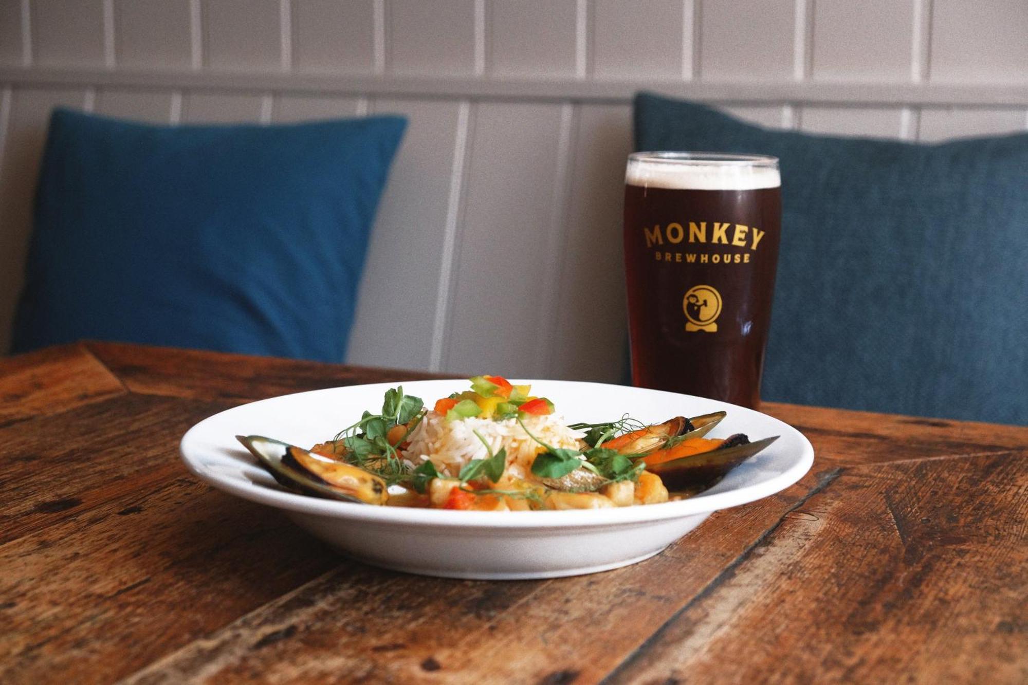 Monkey Brewhouse Hotel Lymington Exterior photo