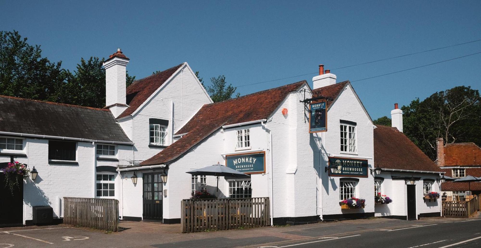 Monkey Brewhouse Hotel Lymington Exterior photo